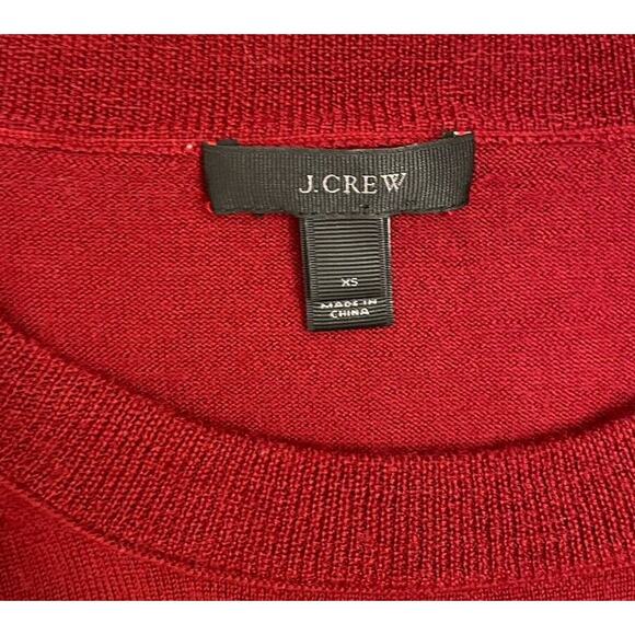 J Crew Woman’s Dark Cherry Merino Wool Crewneck Sweater Size XS RN77388 - Picture 2 of 5